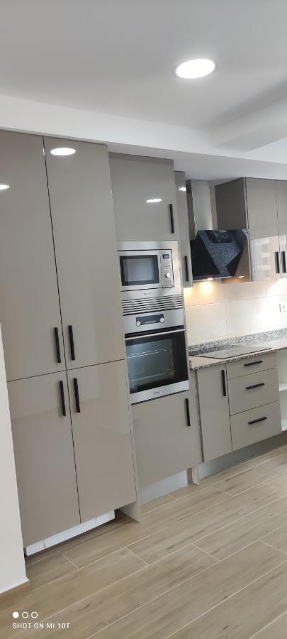 Beachfront Cozy Apartament Arenales Del Sol, Alicante Екстериор снимка