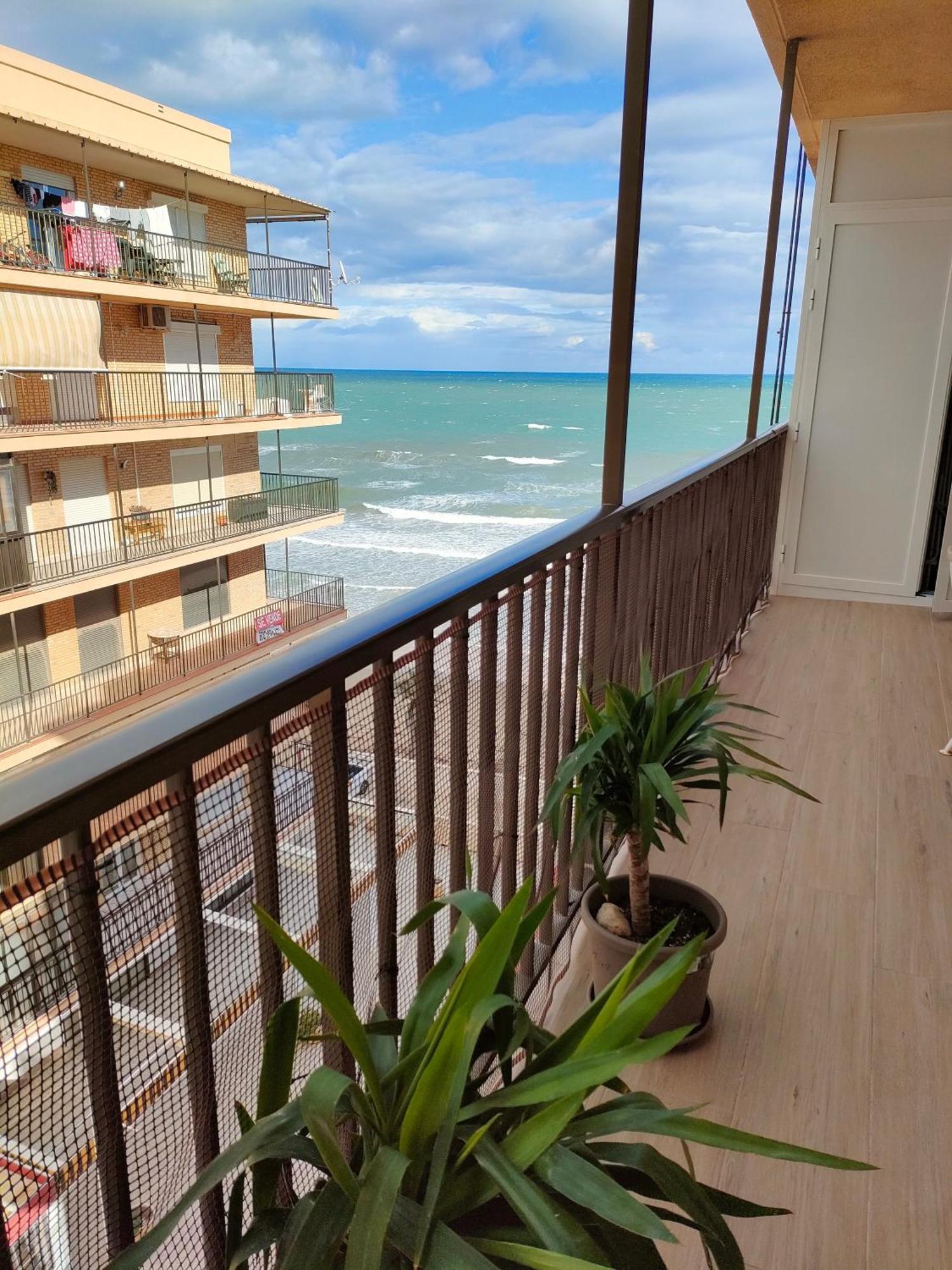 Beachfront Cozy Apartament Arenales Del Sol, Alicante Екстериор снимка